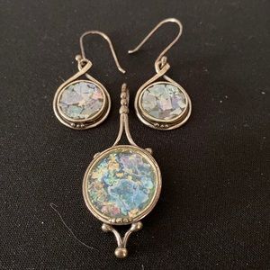 Vintage earrings and pendant with Round Cabochon White Opal sterling sil…